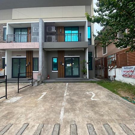 Debua Mahasarakham Hotel Maha Sarakham Exterior foto