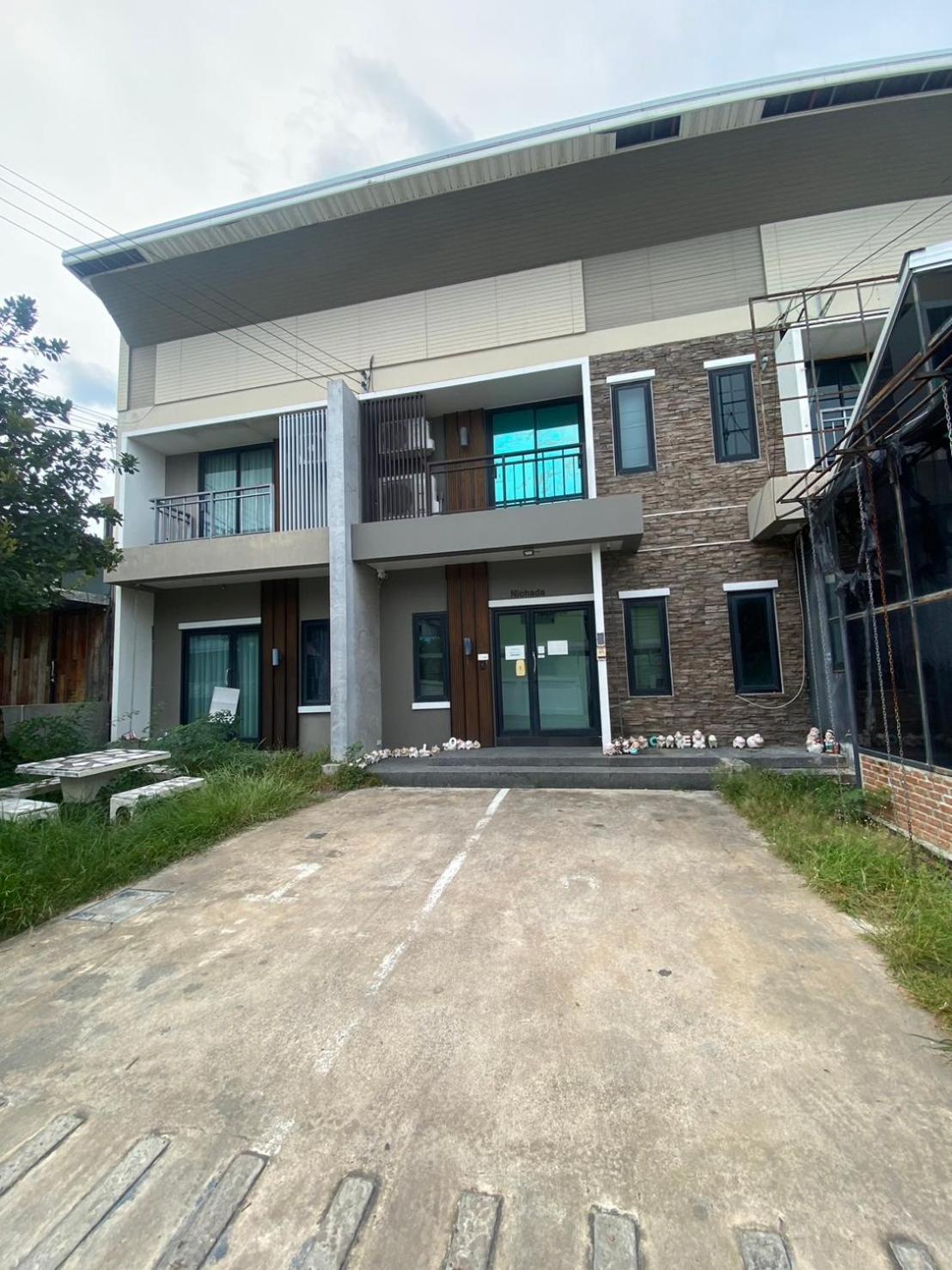 Debua Mahasarakham Hotel Maha Sarakham Exterior foto